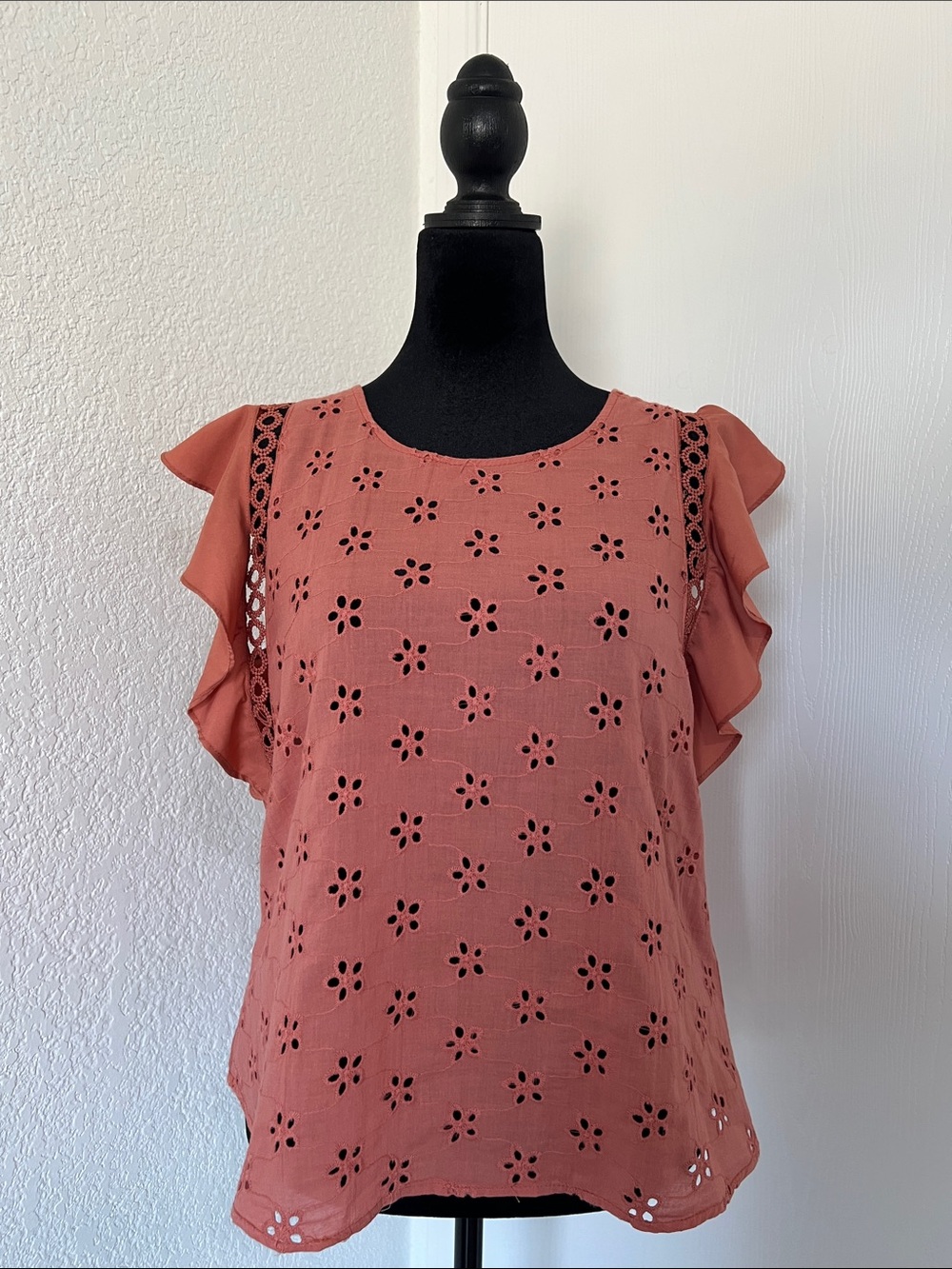 Eyelet Ruffle Sleeve Blouse in Dusty Rose